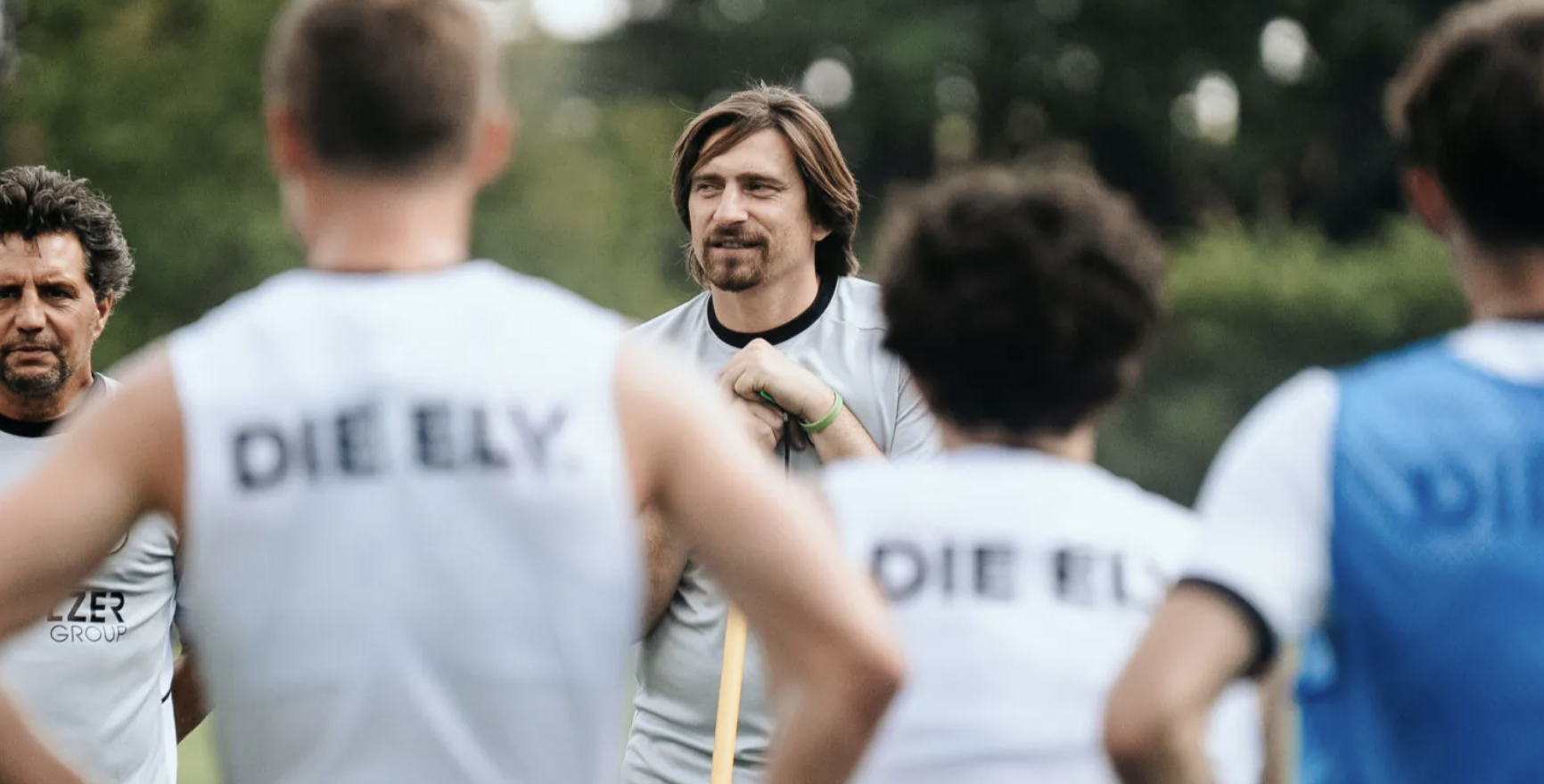 艾禾斯堡主帅：大多数球员都恢复状态，纽伦堡绝对是强劲的对手