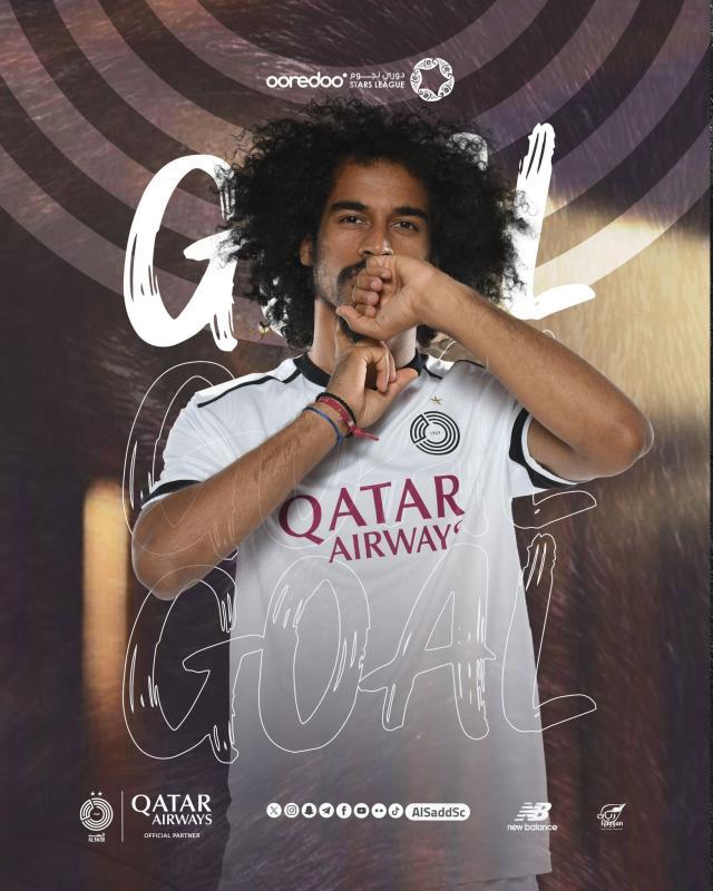 1739042907686099692.jpeg 开云娱乐-体坛代表赴多哈颁奖 阿菲夫捧起2024亚洲金球奖