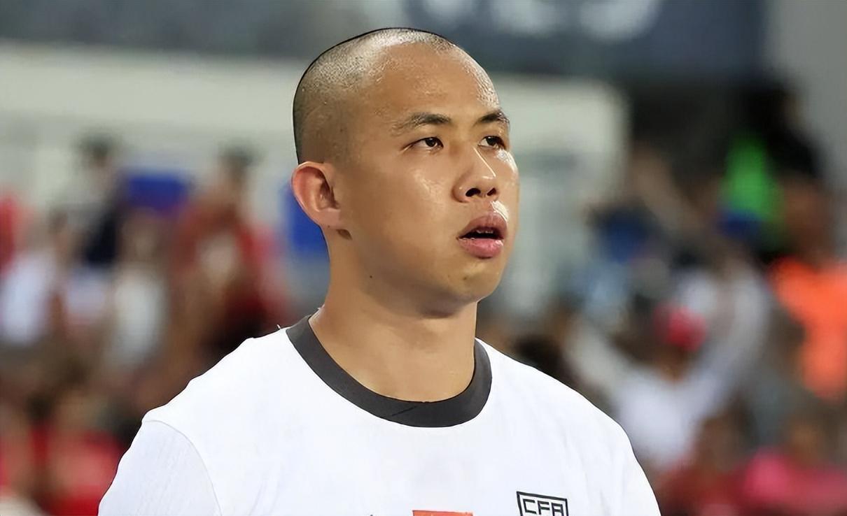 开云入口-泰山队1：4惨败青岛海牛 韩鹏一个糊涂决定太坑人 改变了比赛走势